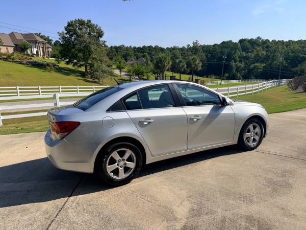 2014 Chevrolet Cruze 1LT Manual — photo 1