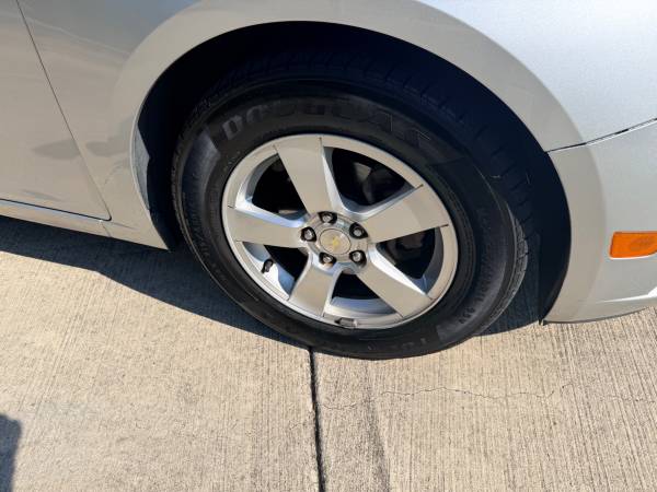 2014 Chevrolet Cruze 1LT Manual — photo 4