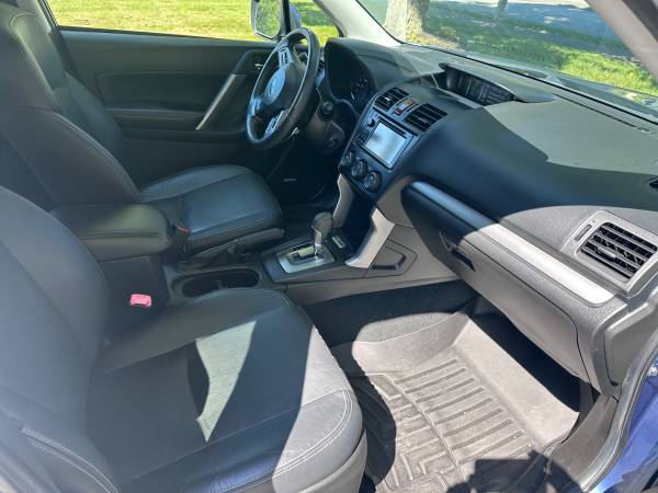 2014 Subaru Forester 2.0XT Touring — photo 2