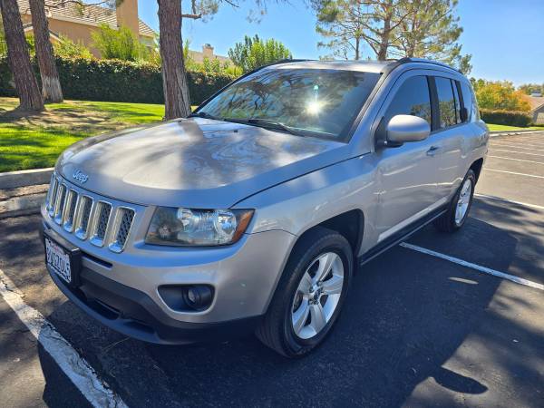 2015 Jeep Compass Sport 4dr 4x4 CVT — photo 2