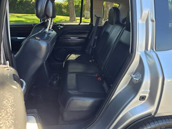 2015 Jeep Compass Sport 4dr 4x4 CVT — photo 6