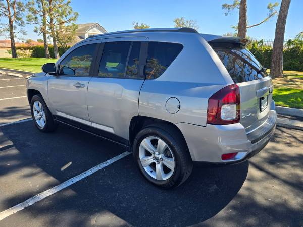 2015 Jeep Compass Sport 4dr 4x4 CVT — photo 3