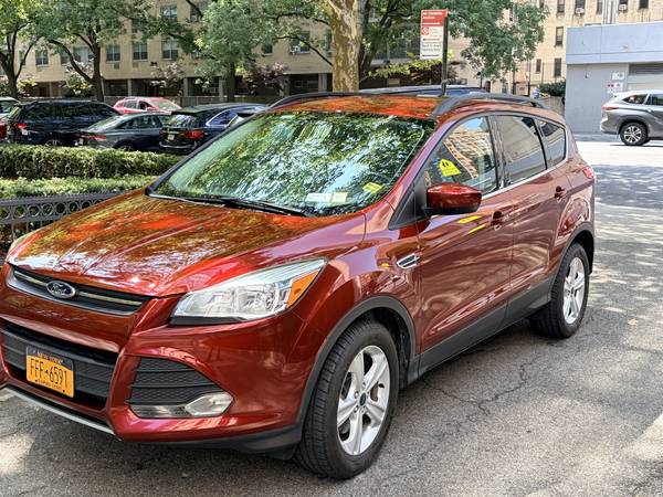 2014 Ford Escape SE 4dr 4x4 Automatic — photo 1