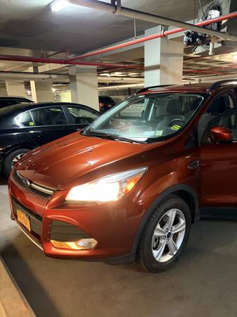 2014 Ford Escape SE 4dr 4x4 Automatic — photo 2