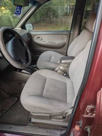 2002 KIA Sportage Base 4dr 4x4 Manual — photo 2
