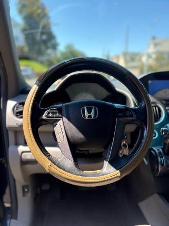 2012 Honda Pilot LX 4dr 4x4 Automatic — photo 6