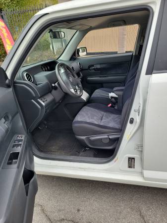 2012 Scion XB Base — photo 8