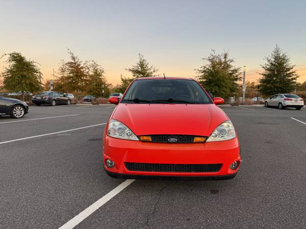 2003 Ford Focus SVT 4dr SVT Hatchback Manual — photo 8