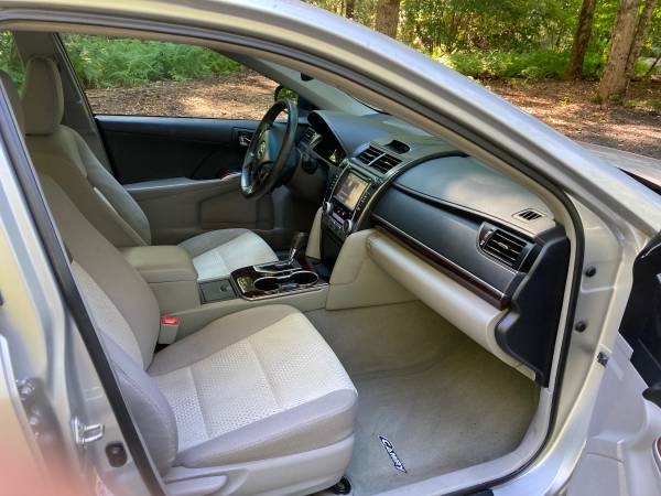 2014 Toyota Camr Xle — photo 3
