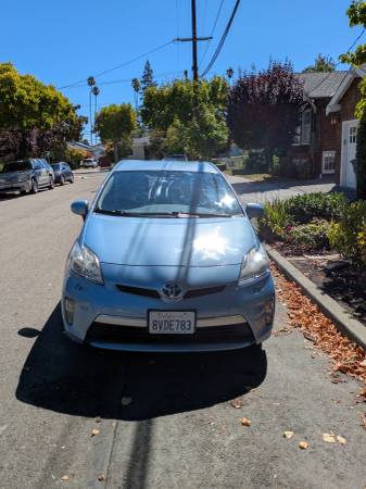 2012 Toyota Prius Plug IN Base 5dr Hatchback CVT — photo 3