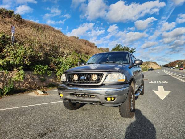 2002 Ford F-150 SuperCrew XLT — photo 4