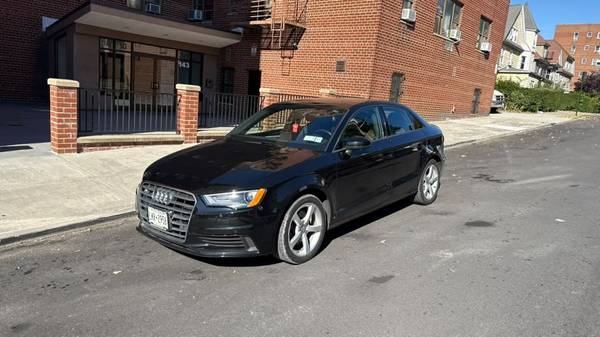 2015 Audi A3 2.0T Premium — photo 1