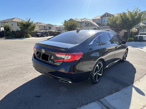 2022 Honda Accord Sport 1.5T 4dr Sedan CVT — photo 9