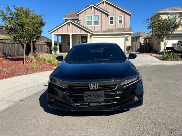 2022 Honda Accord Sport 1.5T 4dr Sedan CVT — photo 3