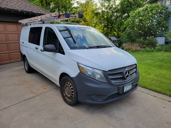 2016 Mercedes-Benz Metris Base Metris Cargo Van Automatic — photo 1