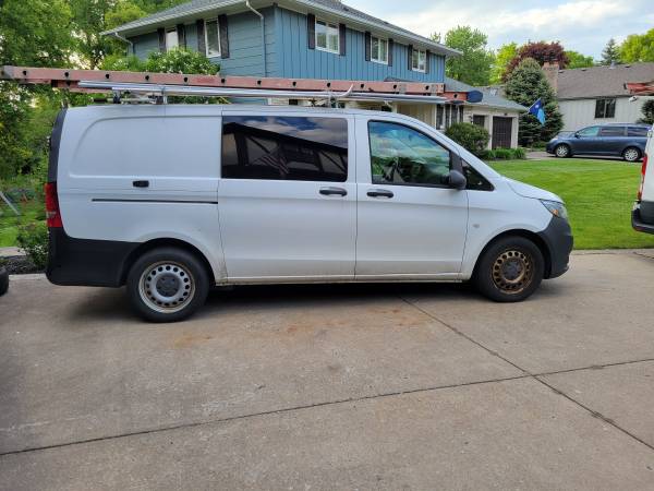2016 Mercedes-Benz Metris Base Metris Cargo Van Automatic — photo 3