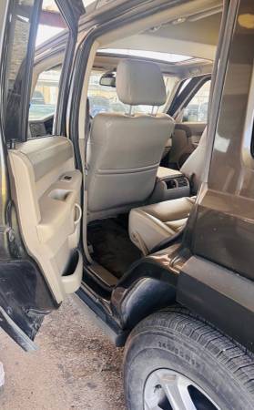 2006 Jeep Commander Base 4dr 4x4 Automatic — photo 9