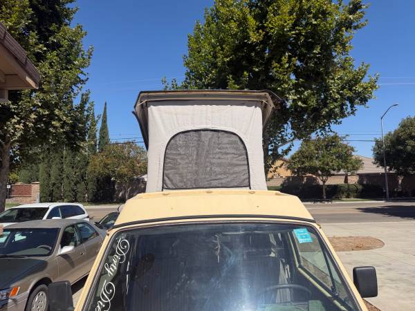 1982 Volkswagen Vanagon L 3dr Mini-Van — photo 4