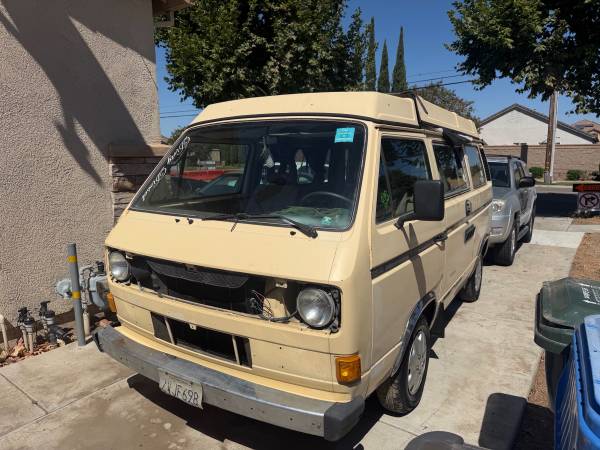 1982 Volkswagen Vanagon L 3dr Mini-Van — photo 1