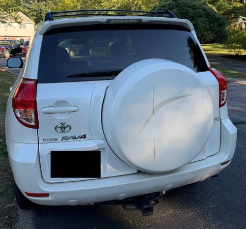 2009 Toyota Rav4 Limited Front-wheel Drive Automatic — photo 4
