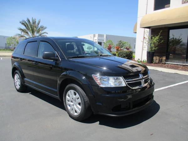 2017 Dodge Journey SE 4dr Front-wheel Drive Automatic — photo 3