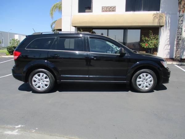 2017 Dodge Journey SE 4dr Front-wheel Drive Automatic — photo 4