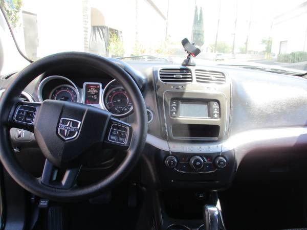 2017 Dodge Journey SE 4dr Front-wheel Drive Automatic — photo 12