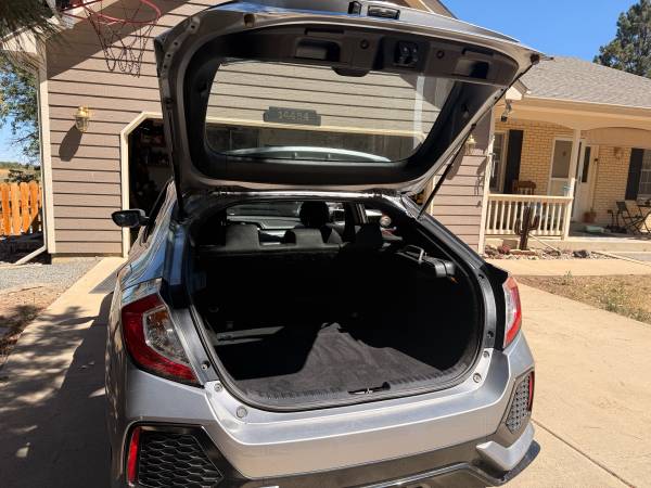 2018 Honda Civic LX 2dr Coupe CVT — photo 6
