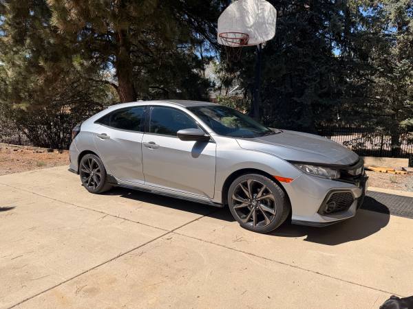 2018 Honda Civic LX 2dr Coupe CVT — photo 2