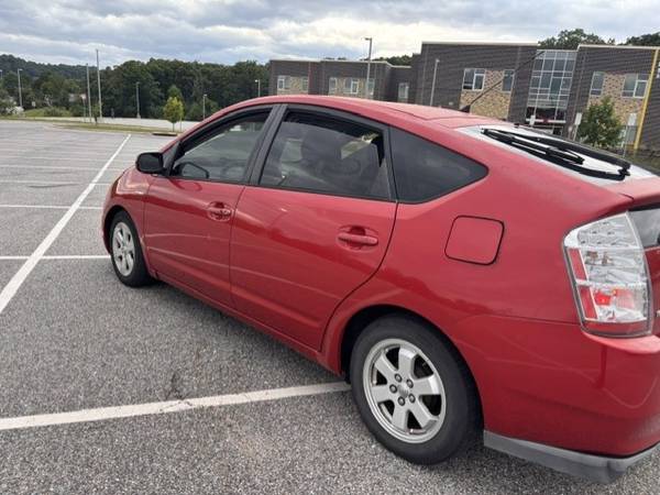 2006 Toyota Prius Base 5dr Sedan CVT — photo 5