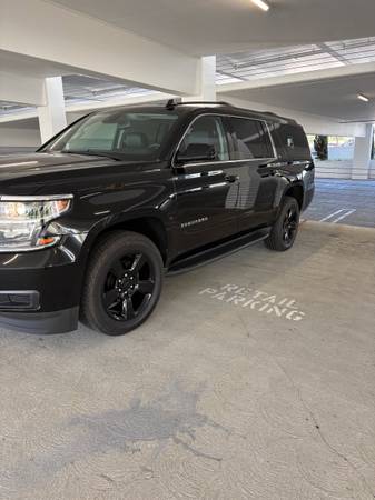 2020 Chevrolet Suburban LT 4x4 Automatic — photo 5