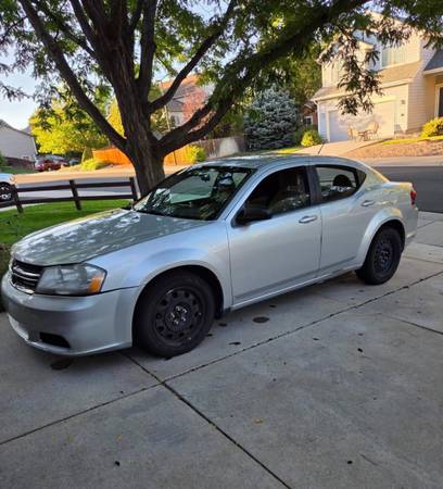 2012 Dodge Avenger SE 4dr Front-wheel Drive Sedan Automatic — photo 8