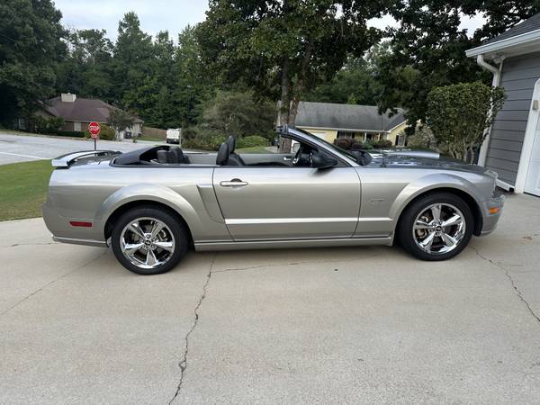2008 Ford Mustang GT Premium 2dr Coupe Manual — photo 1