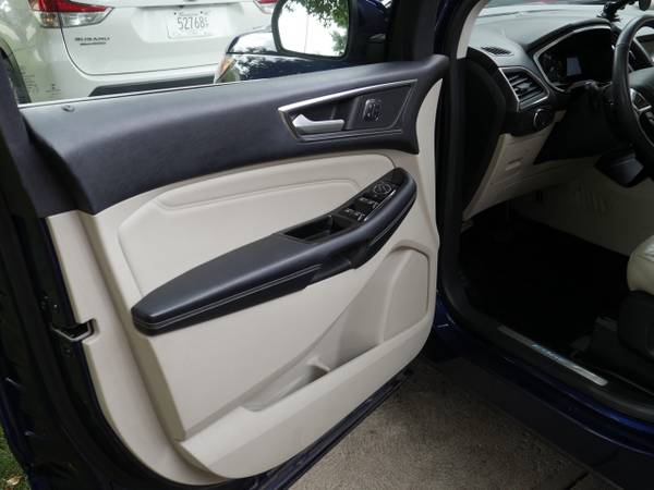 2016 Ford Edge SEL — photo 10