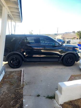 2015 Ford Sedan Police Interceptor Base All-wheel Drive Automatic — photo 1