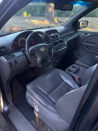 2010 Honda Odyssey EX-L Passenger Van Automatic — photo 8