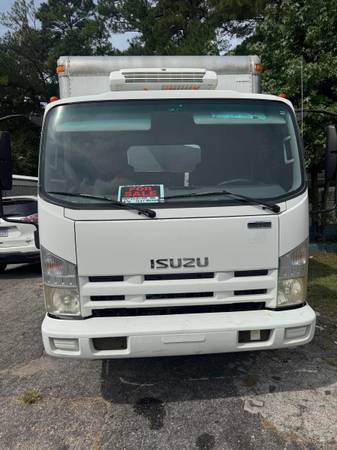 2014 Isuzu Nqr — photo 1
