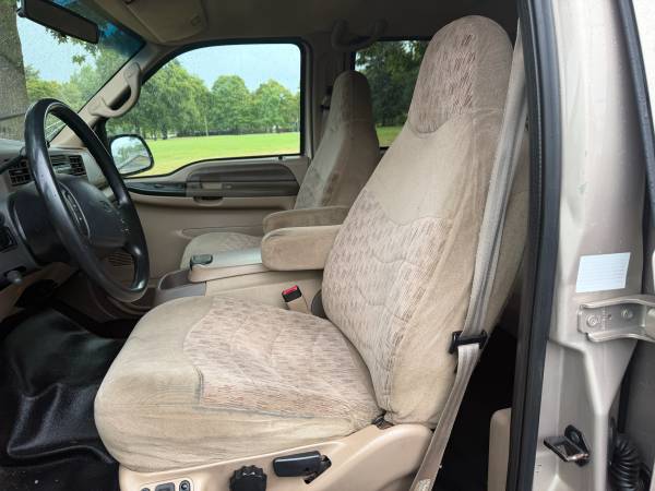 2000 Ford E 350 Super Duty XLT Wagon Automatic — photo 7