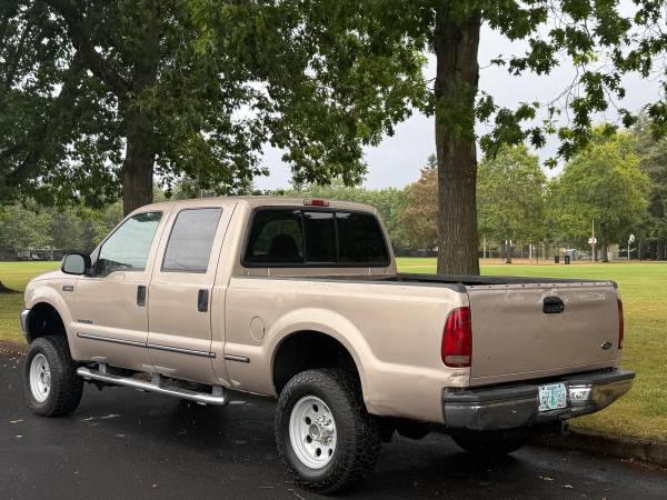 2000 Ford E 350 Super Duty XLT Wagon Automatic — photo 3