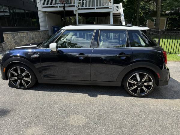 2024 Mini Hardtop Cooper S — photo 5