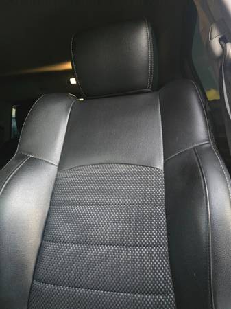2018 RAM 2500 SLT 4x2 Crew Cab 149 in. WB Automatic — photo 10