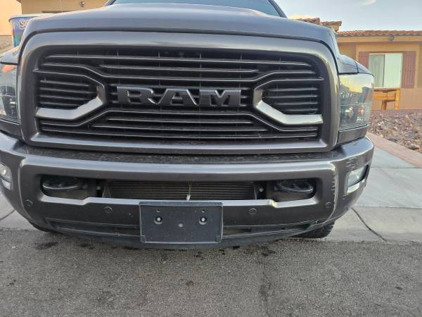2018 RAM 2500 SLT 4x2 Crew Cab 149 in. WB Automatic — photo 3