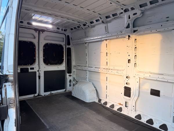 2019 RAM Promaster High Roof — photo 12