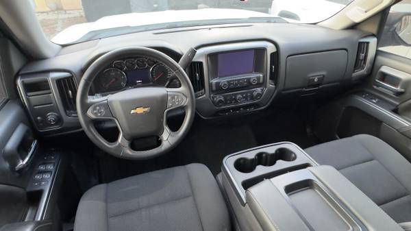 2017 Chevrolet Silverado 2500hd LT 4x4 Regular Cab 8 ft. box 133.6 in. WB Automatic — photo 8