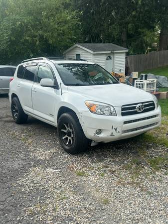 2006 Toyota Rav4 Base 4x4 Automatic — photo 9
