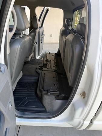 2006 Dodge RAM 3500 SLT 4x2 Quad Cab 160.5 in. WB Automatic — photo 11