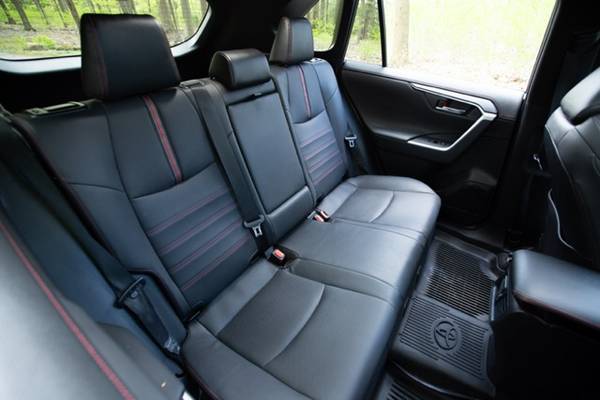 2021 Toyota Rav4 Prime SE — photo 10