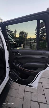 2019 Chevrolet Tahoe LT 4x2 Automatic — photo 2