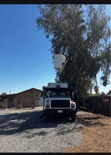 2000 GMC Boom Truck — photo 4