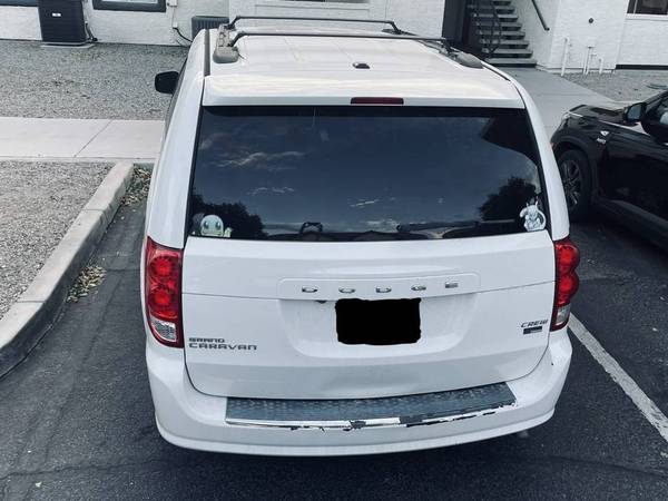2011 Dodge Grand Caravan Lux Front-wheel Drive Passenger Van Automatic — photo 9